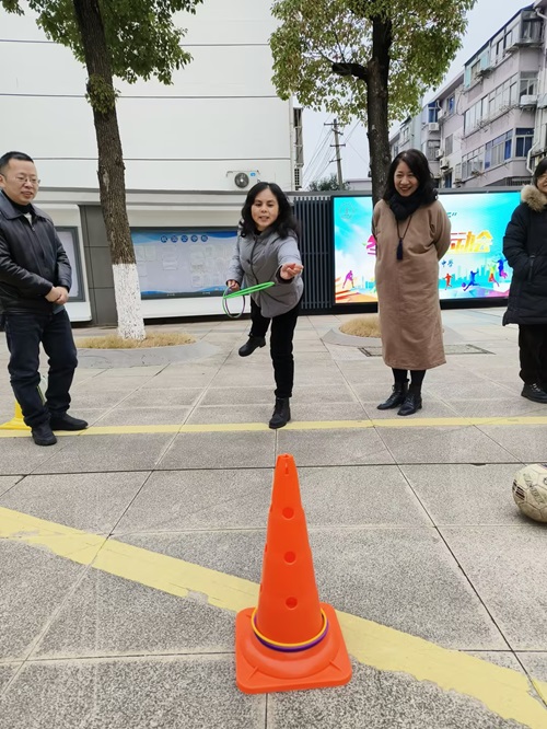https://wxtyzx.wxlxjy.com/contents/sitefiles2065/10327163/images/47512259.jpg